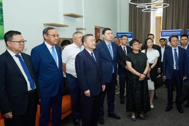 6388774331336710866570655