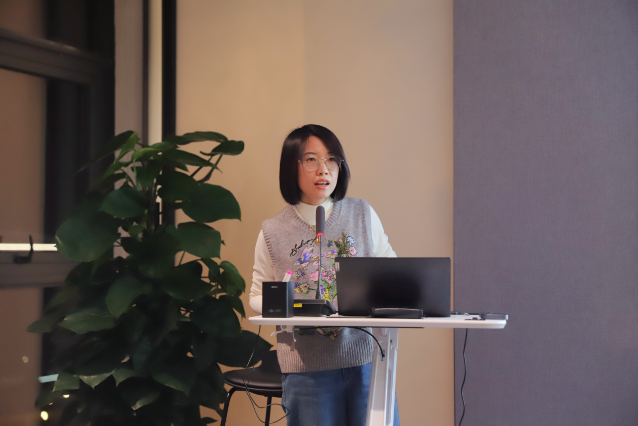 6390311859298175497792995